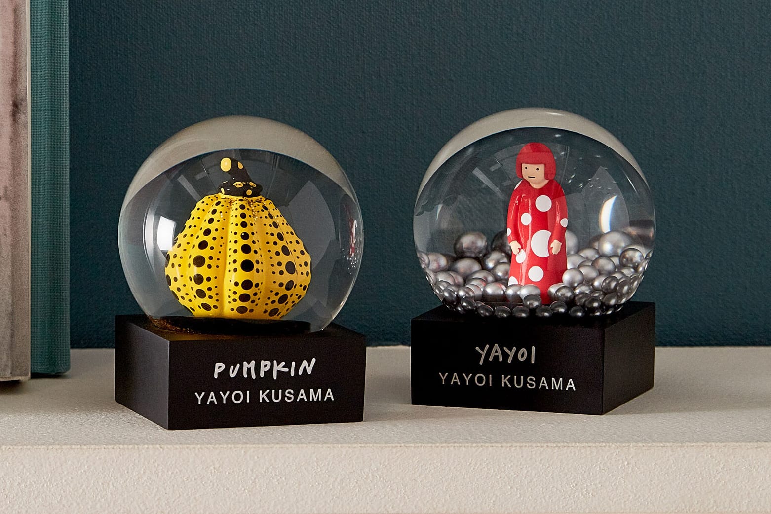Details about   Yayoi Kusama Snow Dome Globe Pumpkin Yellow Moma Design Store Limited Art 