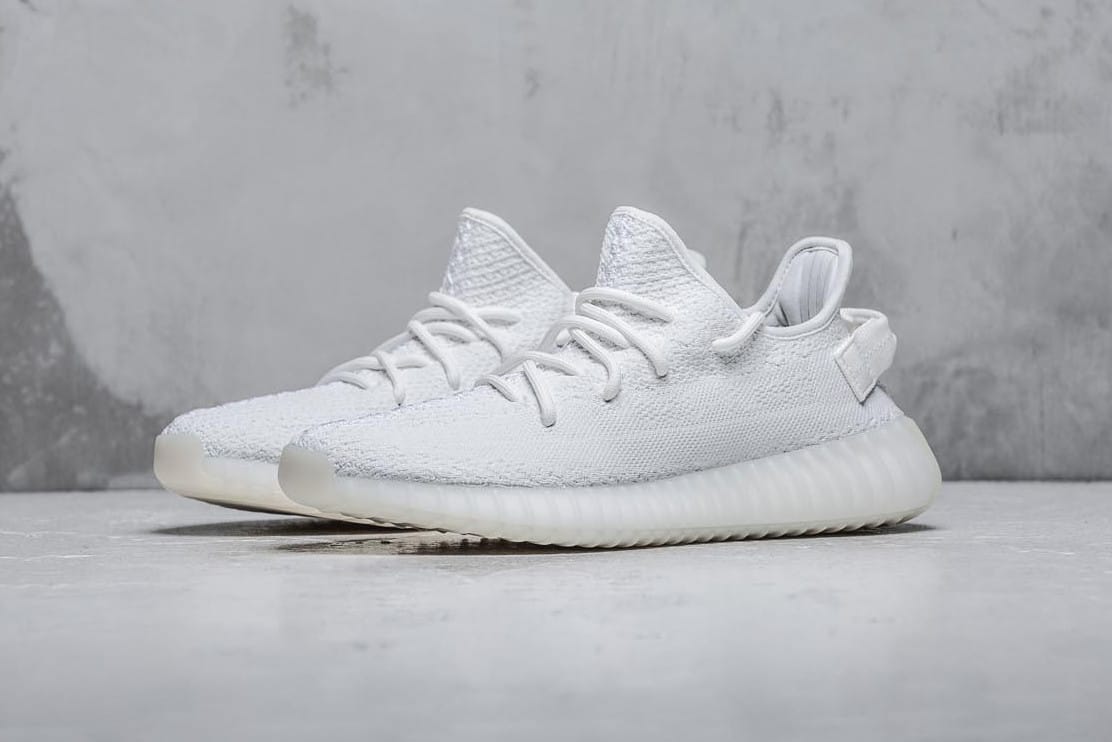 all white yeezy 350 boost
