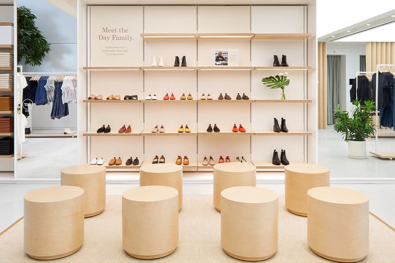 everlane williamsburg new york city store interior shopping