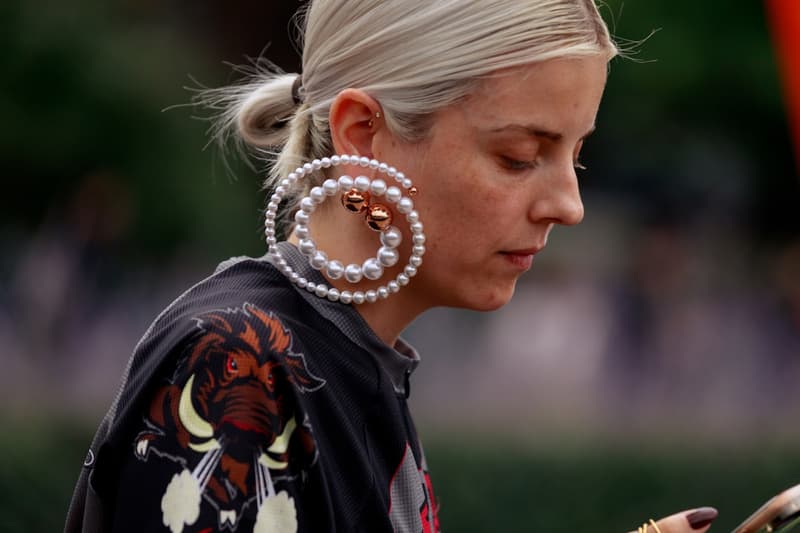 London Fashion Week Street Style Best Accessories Bags Jewelry Gucci JW Anderson Burberry Gelareh Mizrahi