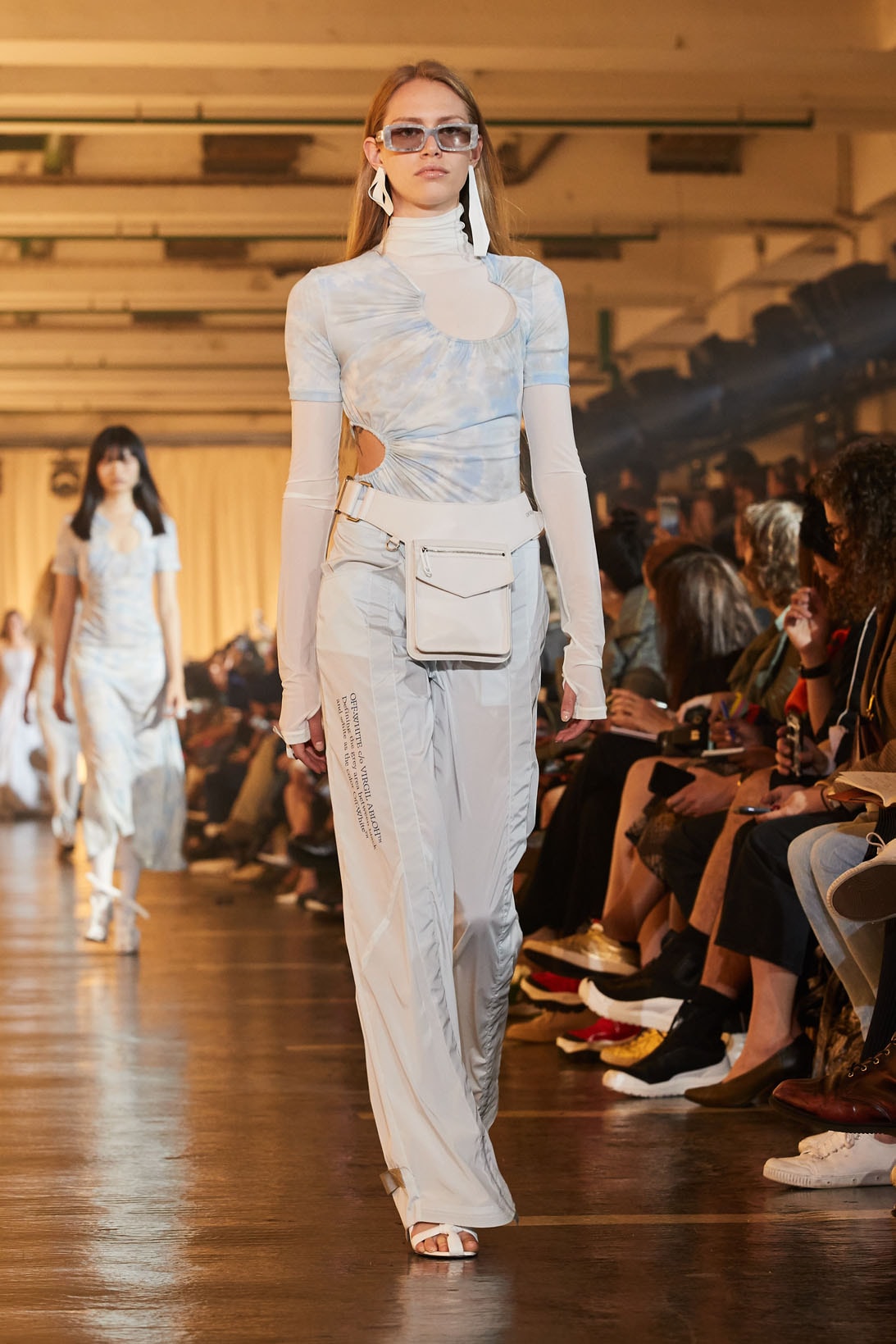 off-white spring summer 2020 virgil abloh runway paris fashion week bella gigi hadid 