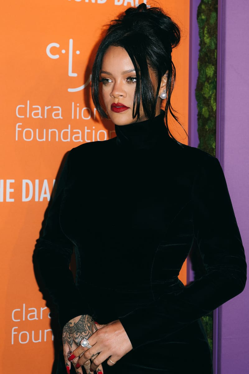 red carpet rihanna