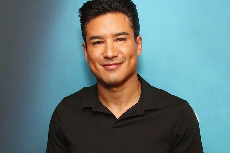 A 'Saved by the Bell' Reboot Starring Mario Lopez Is Officially Happening
