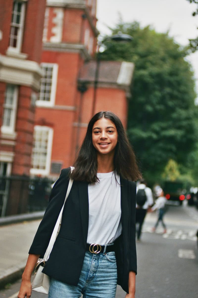 model off duty style spring summer 2020 blazer white t-shirt jeans belt