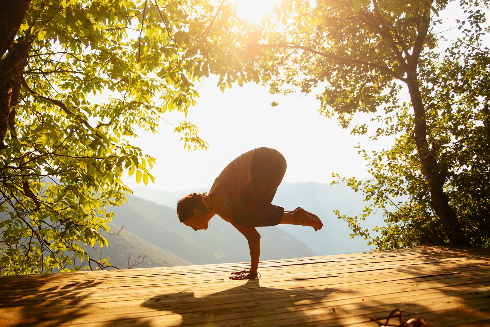 best yoga retreats wellness meditation mental health awareness week usa hawaii california beach nature mountains trees 