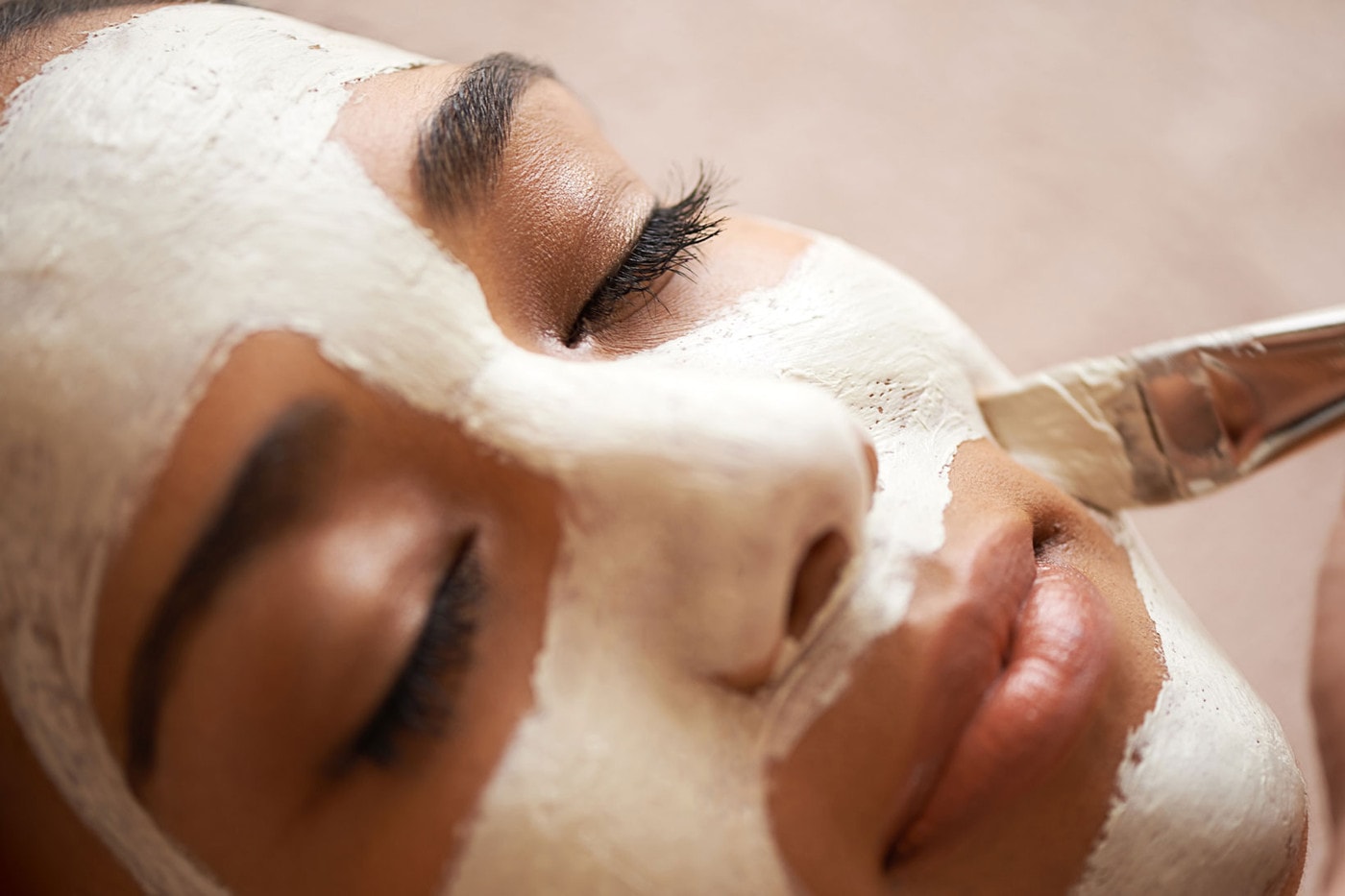 best diy face masks skincare natural anti-aging acne dark spots k-beauty lemon soju