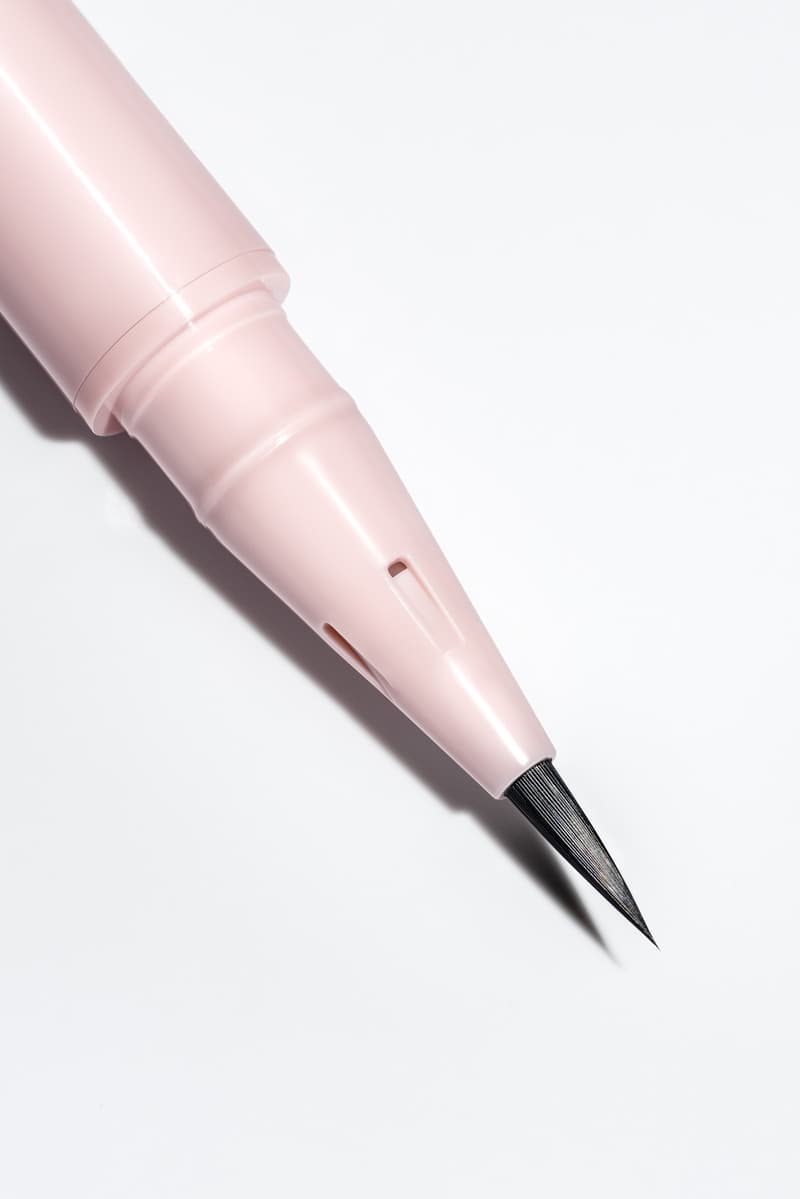 Glossier Pro Tip Liquid Eyeliner Brush Point