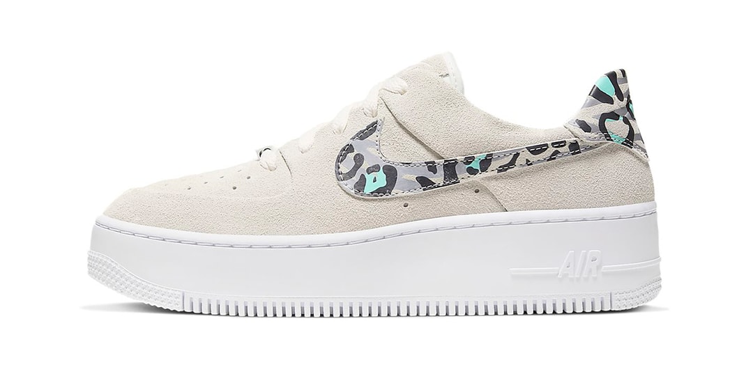 Nike snake print air force sage trainers Clearance