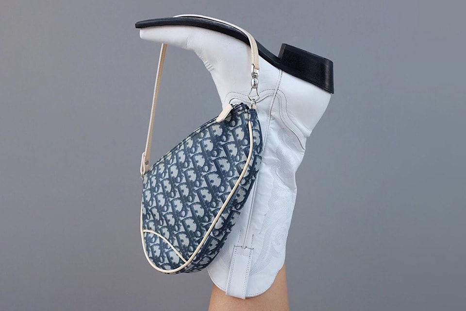 chanel women's handbags used