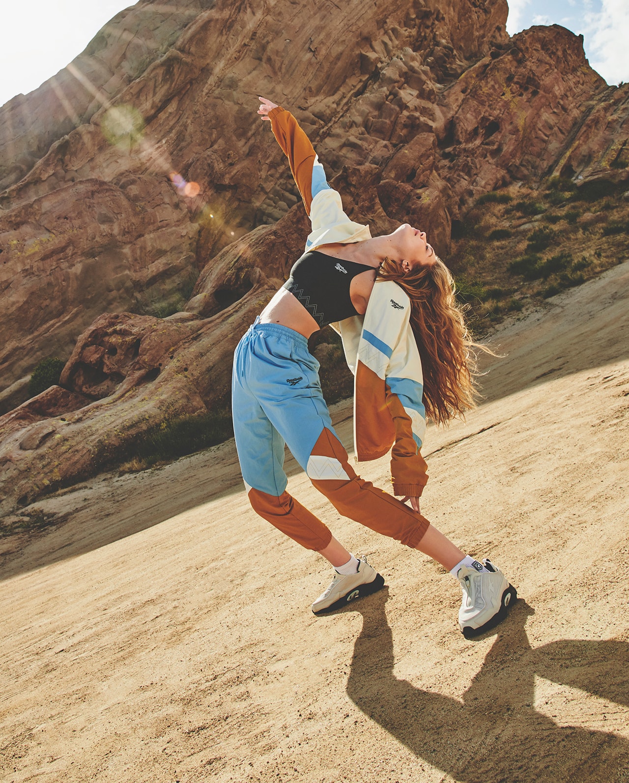 Gigi Hadid Reebok FW19 Sneaker Collaboration Activewear Sportswear Windbreaker Jacket Sports Bra Pants
