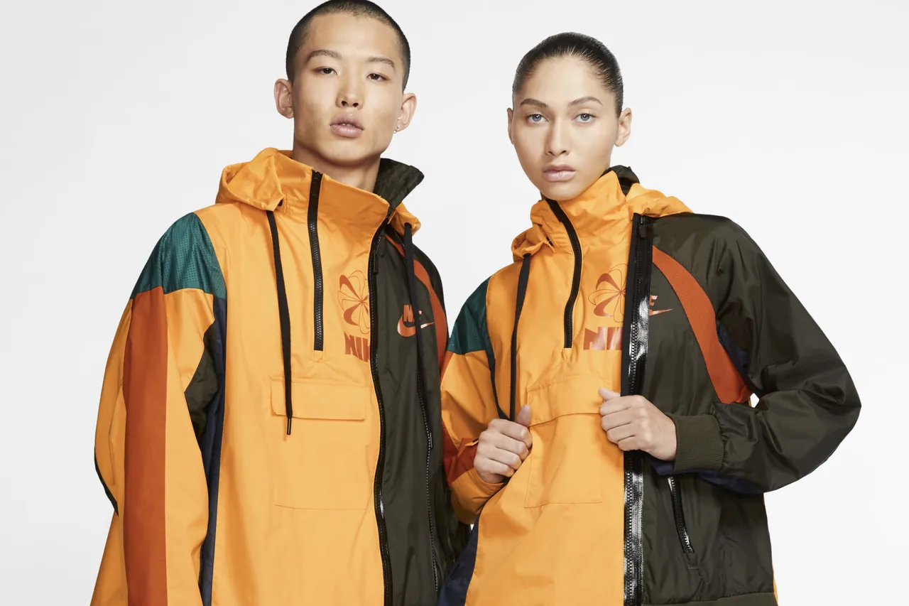 nike sacai clothing collection