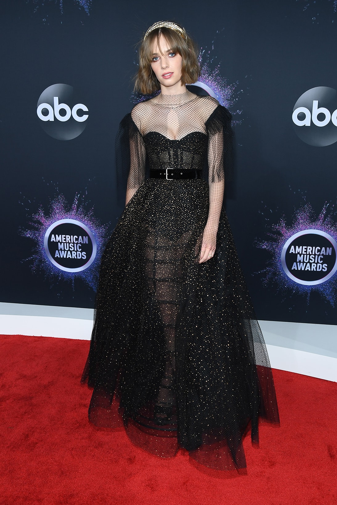 american music awards amas best celebrity red carpet looks maya hawke black dress