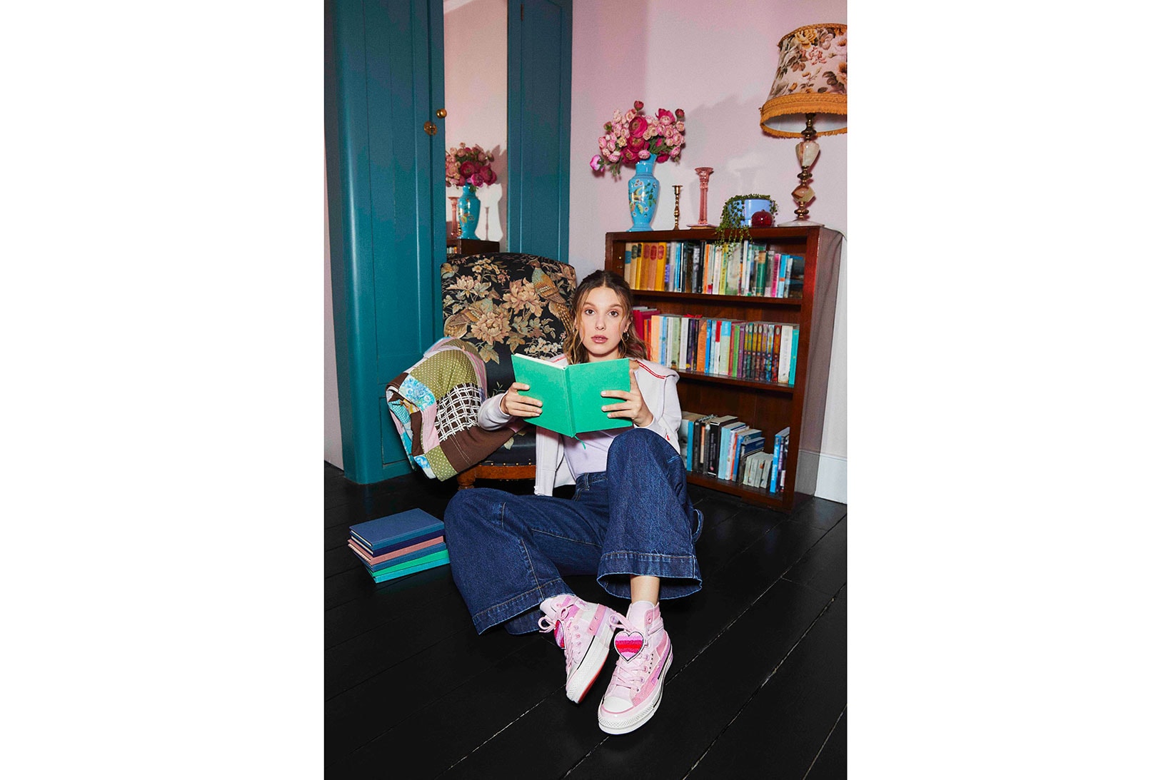 converse millie bobby brown collaboration chuck taylor chuck 70 sneakers black pink white stranger things actress shoes footwear