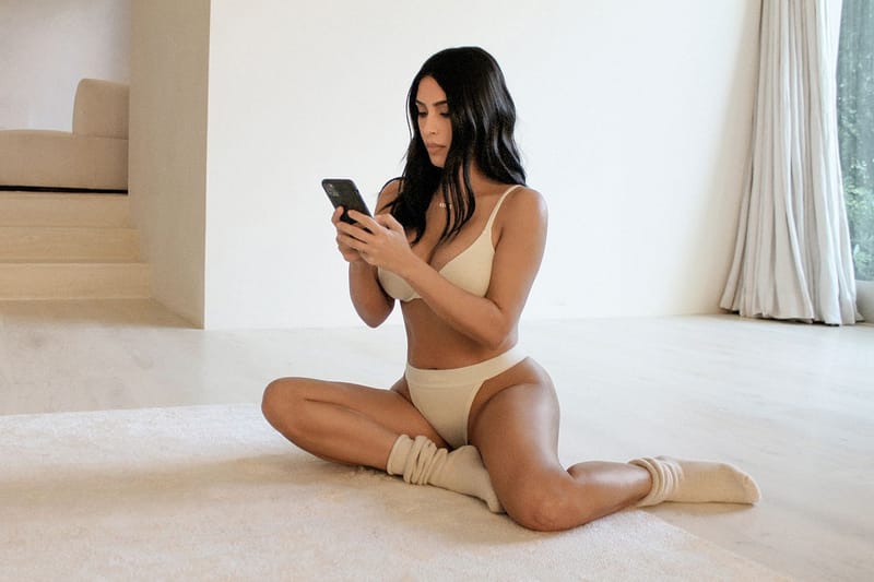 skims underwear kim kardashian