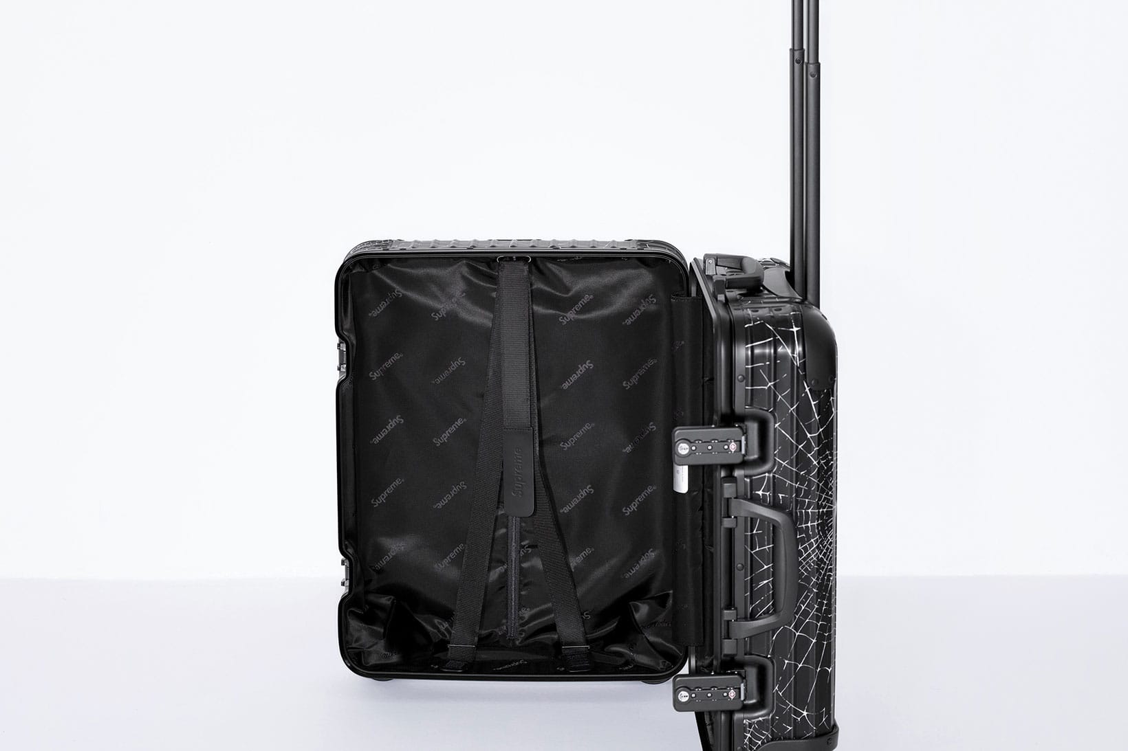supreme rimowa suitcase