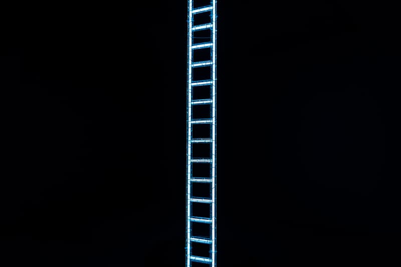 Yayoi Kusama "EVERY DAY I PRAY FOR LOVE" 'Ladder to Heaven'