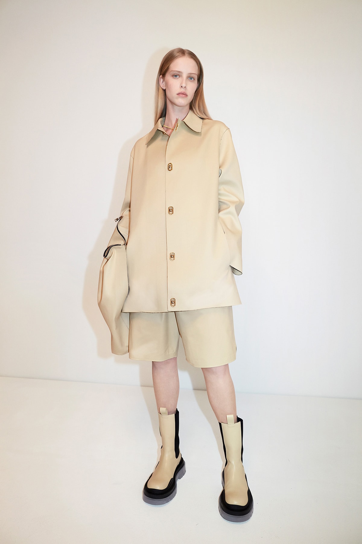 Bottega Veneta Pre-Fall 2020 Collection Lookbook Jacket Shorts Beige