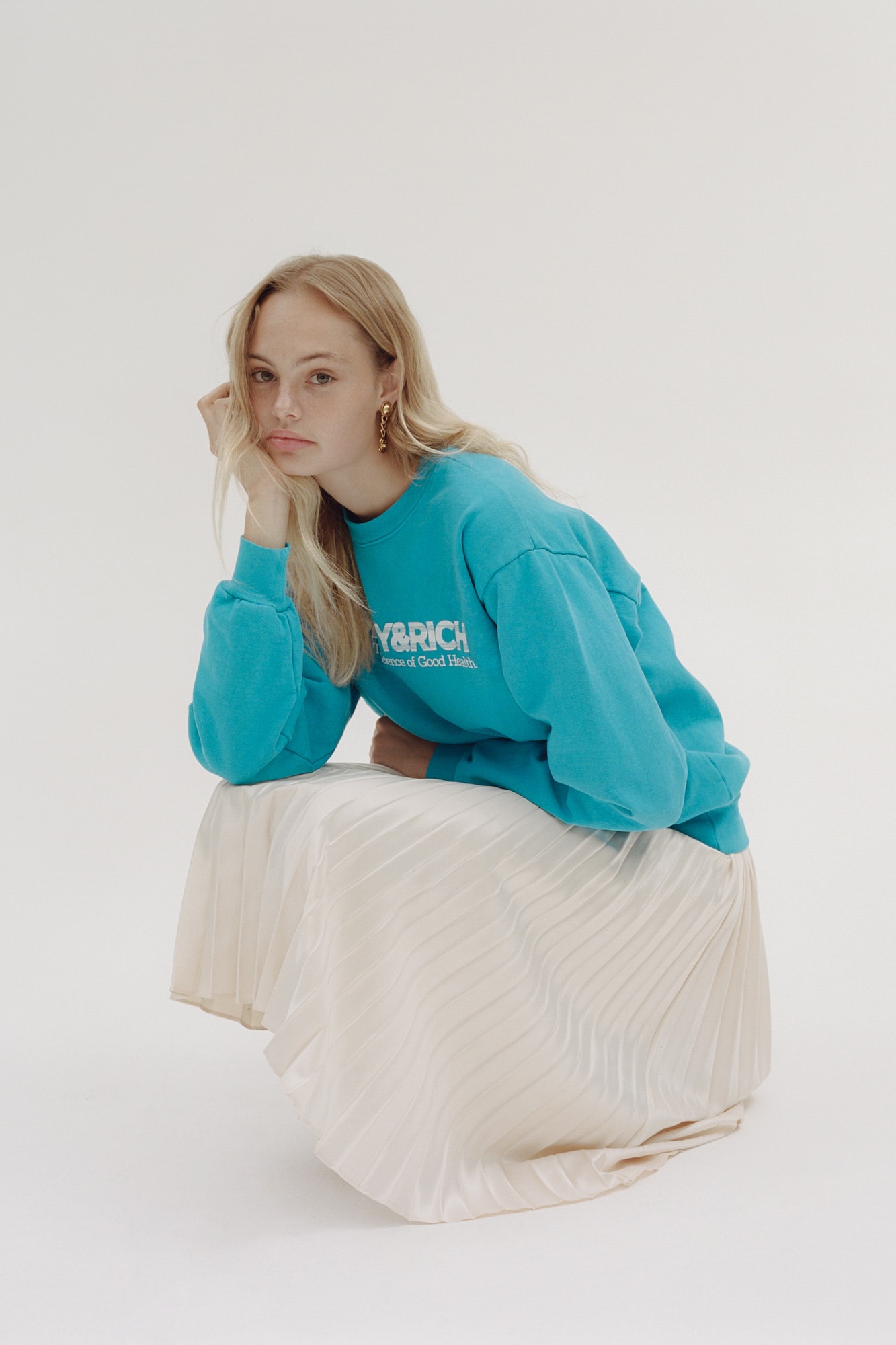 Sporty & Rich Fall/Winter 19 Collection Lookbook Emily Oberg Hoodies Print Sneakers T-Shirt Retro Inspired Fashion