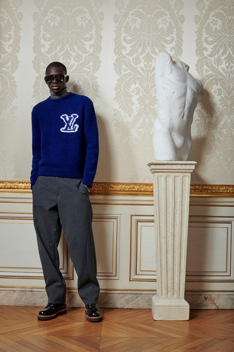 Virgil Abloh Louis Vuitton Pre-Fall 2020 Collection Lookbook Logo Sweater Pants Grey