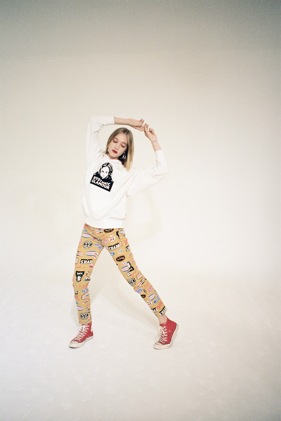 x girl hysteric glamour collaboration dover street market london coco gordon moore lookbook white hoodie yellow mustard pants red converse
