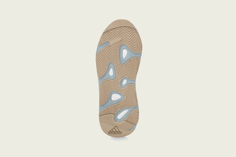 YEEZY BOOST 700 Carbon Blue adidas Originals