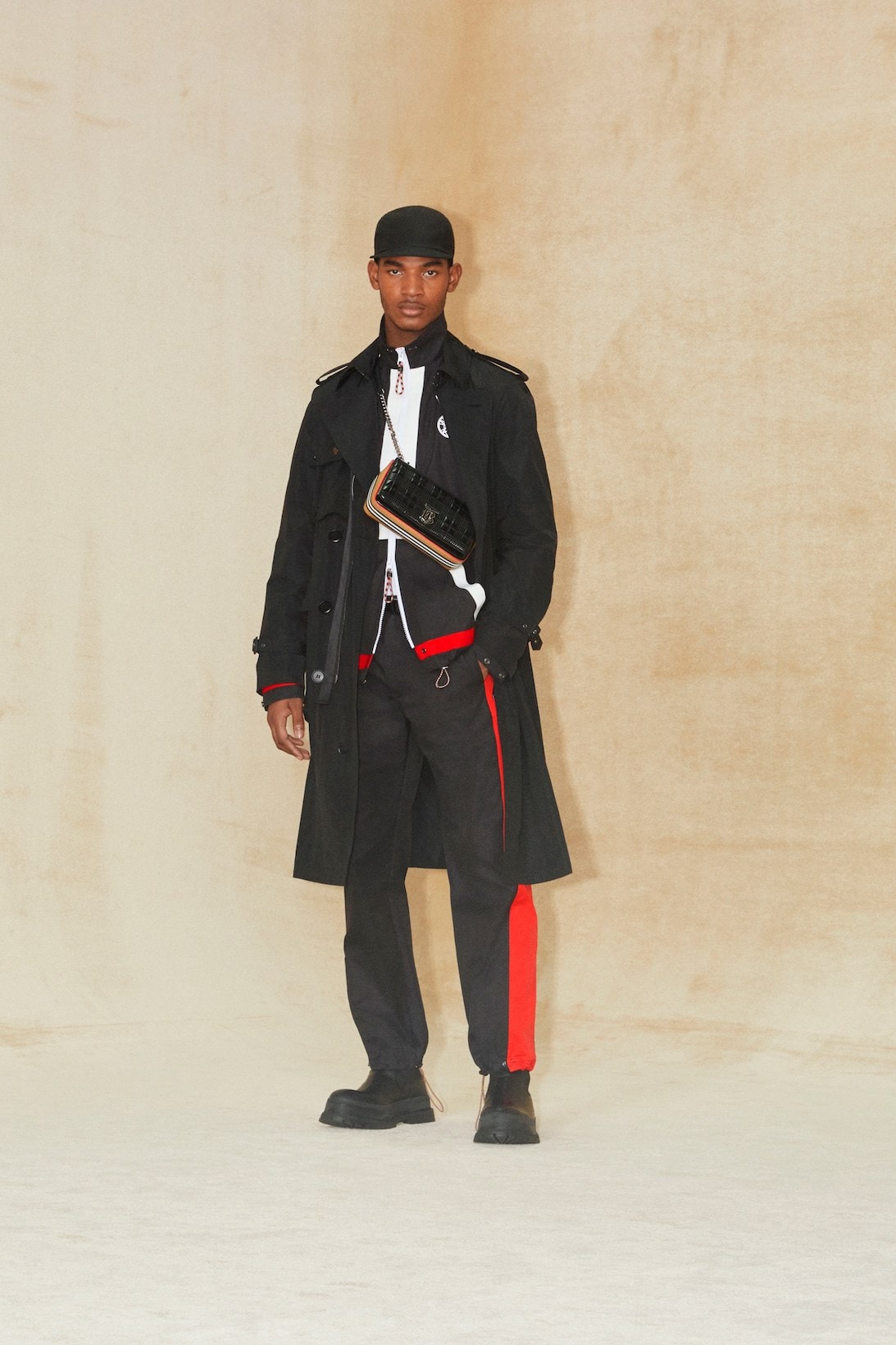 burberry pre fall 2020 collection riccardo tisci tb monogram outerwear skirts bags irina-shayk boots hats accessories 
