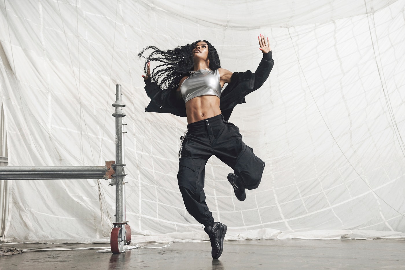 Jordan Brand Women's Flight Utility Capsule Nike Jordan OG Jordan Max 200 XX Sneaker Teyana Taylor Campaign