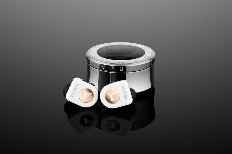 Louis Vuitton Horizon Earphones Monogram Colors White