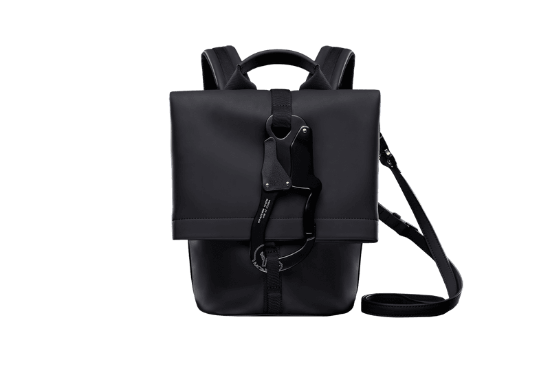6 MONCLER 1017 ALYX 9SM Collection Backpack Carabiner Black