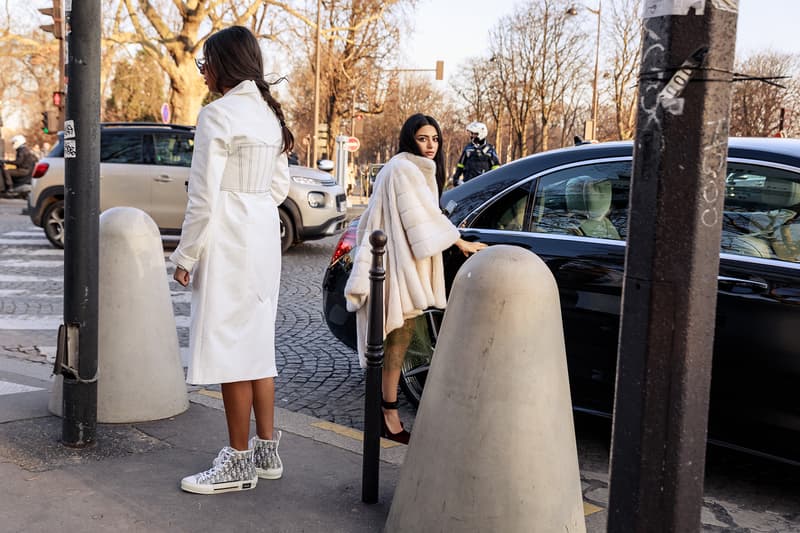 paris couture week spring summer street style adut akech bottega veneta nike air jordan 1 mid melody ehsani collaboration snakers designer bags blazer jeans pants coats outwear shades sunglasses