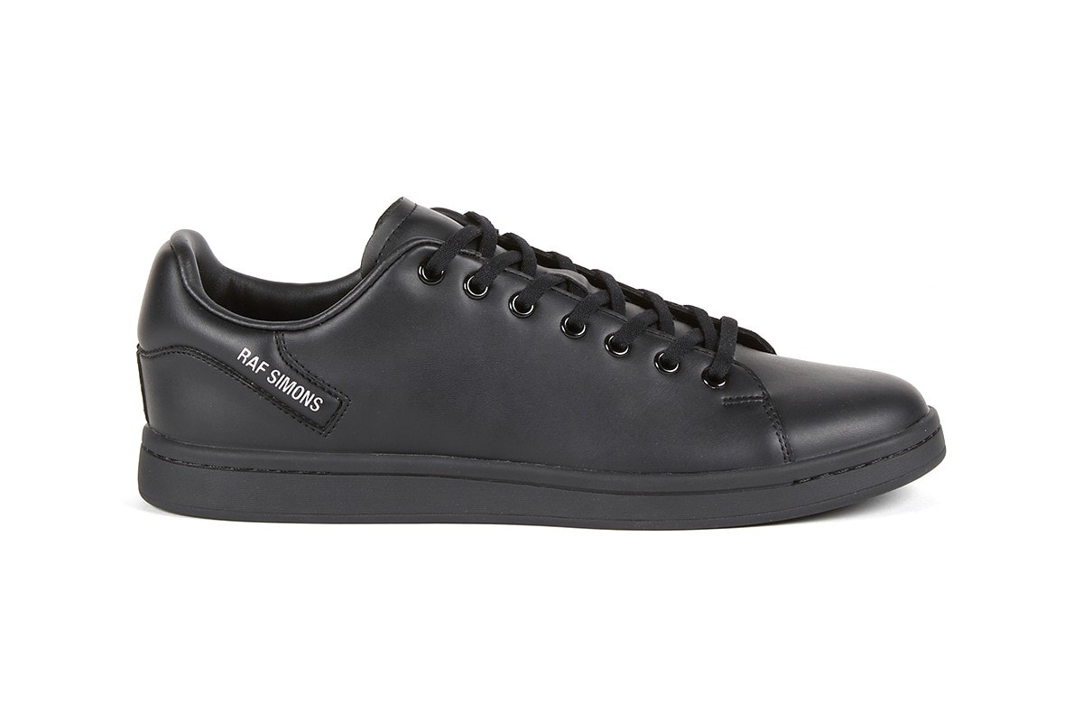 raf simons fall winter 2020 runner collection range footwear sneakers leather suede full look sportswear instagram