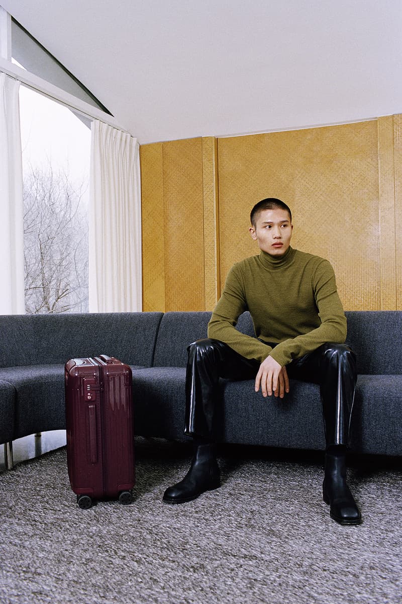 RIMOWA Essential Cabin Berry