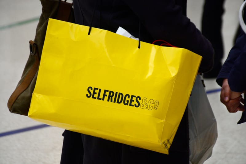 Selfridges Aims to Remove All Plastic-Based Cosmetic Glitter by 2021