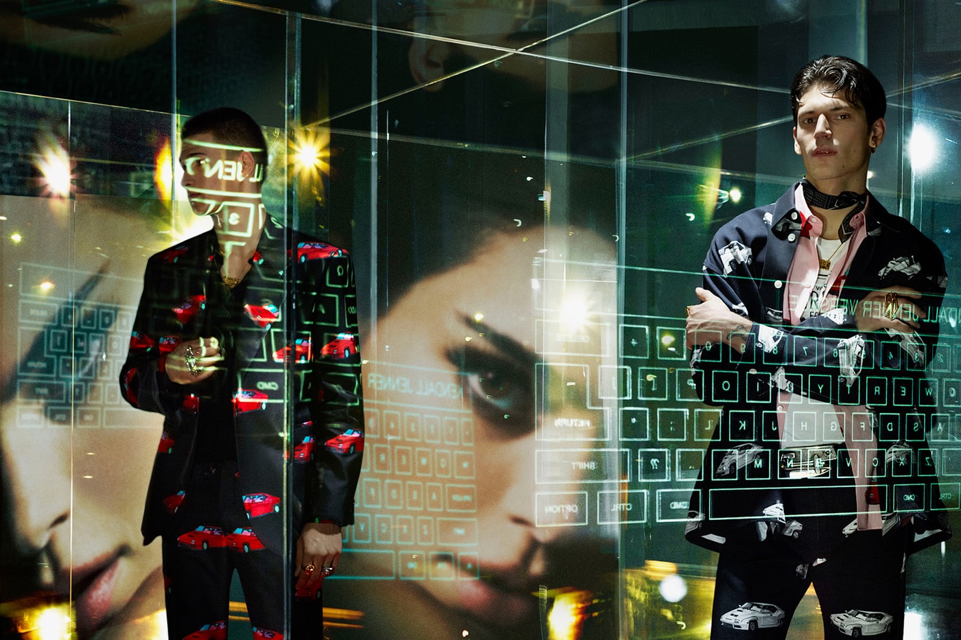 versace spring summer collection campaign jennifer lopez kendall jenner futurisic jungle dress