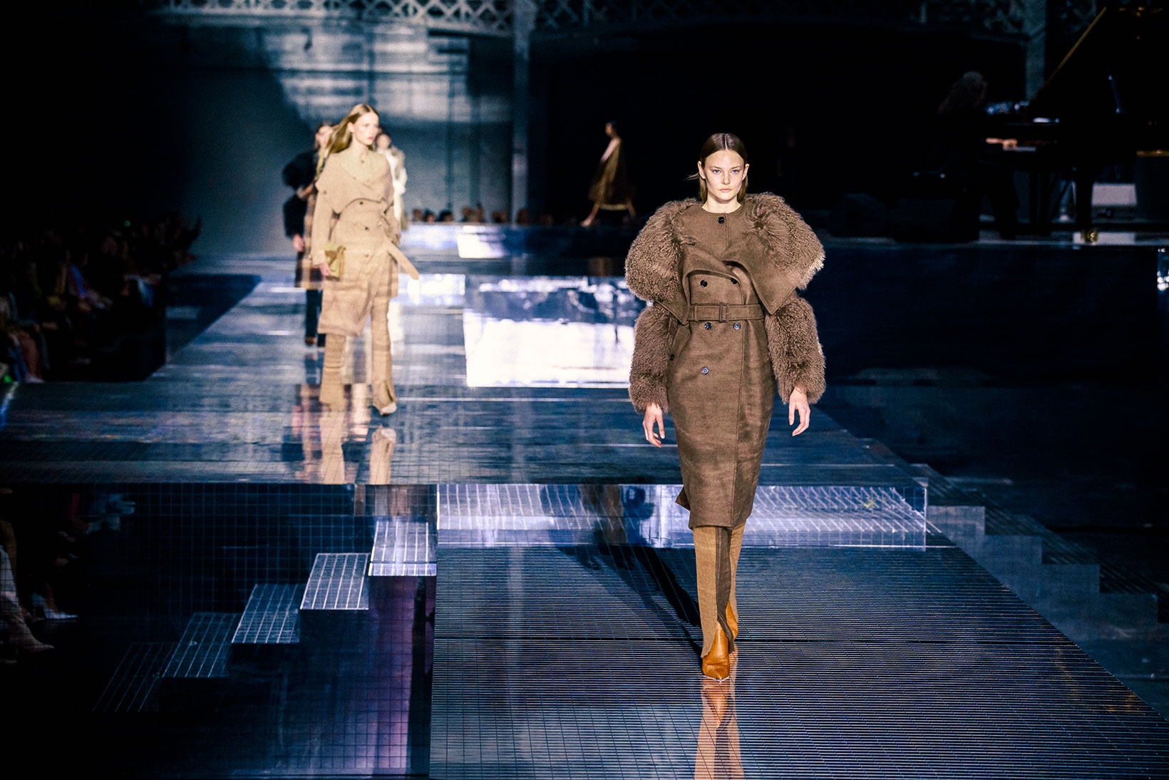 burberry fall winter london fashion week runway riccardo tisci carbon neutral sustainability