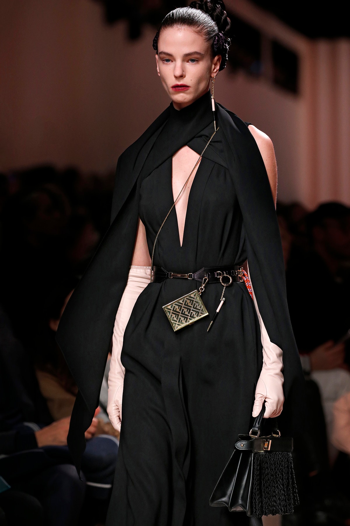 Fendi Fall/Winter 2020 Collection Bags Accessories Chaos Belt