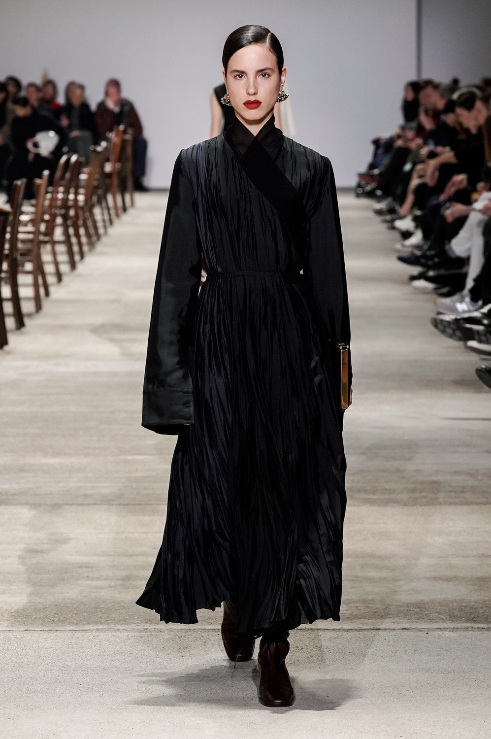 Jil Sander Fall/Winter 2020 Collection Runway Show Pleated Dress Black