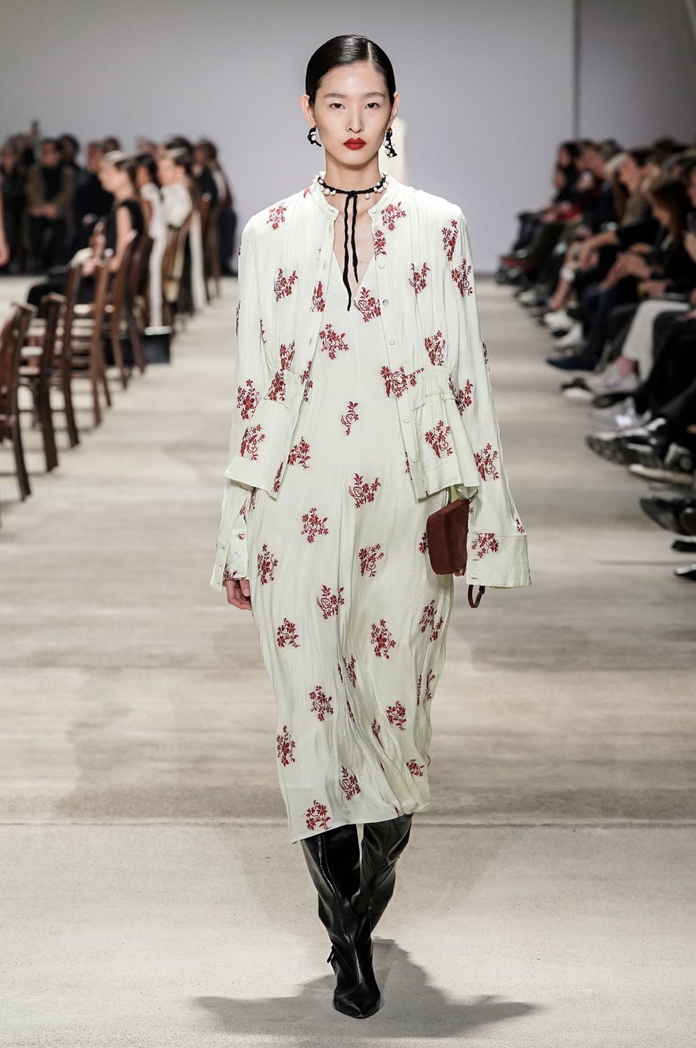 Jil Sander Fall/Winter 2020 Collection Runway Show Floral Dress White Red