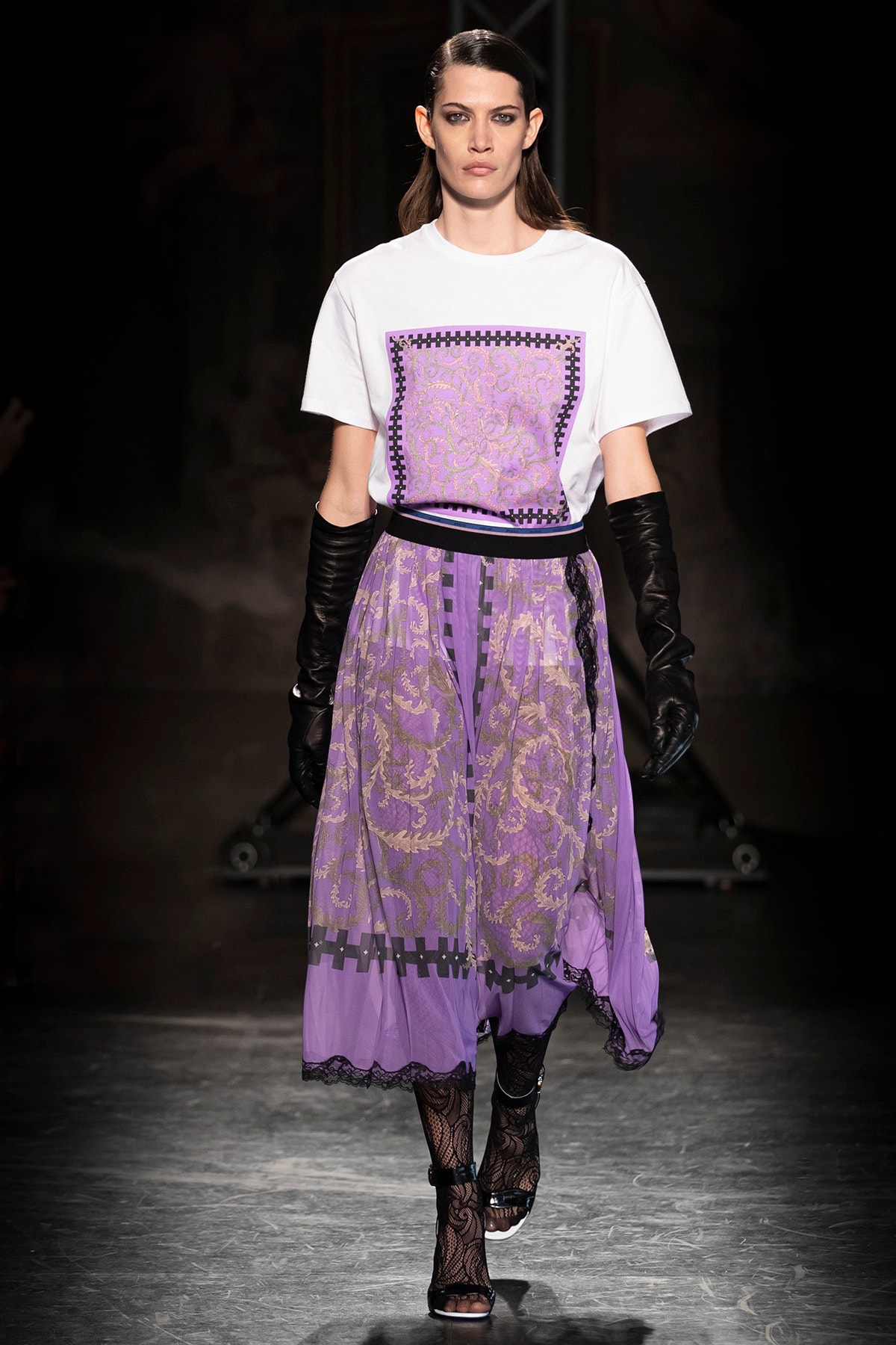 KOCHÉ x Emilio Pucci Fall/Winter 2020 Collection Runway Show T-Shirt Skirt Purple