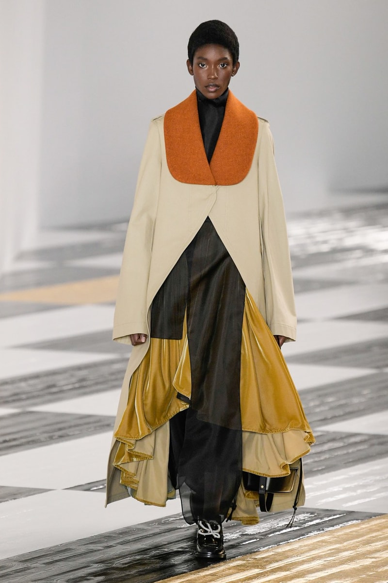 Loewe Fall/Winter 2020 Collection Runway PFW Show Jonathan Anderson Paris Fashion Week 