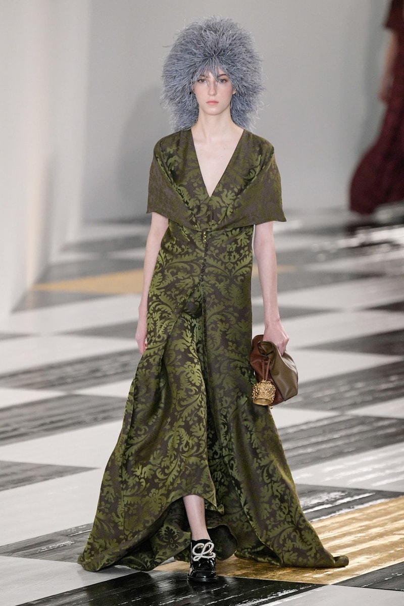 Loewe Fall/Winter 2020 Collection Runway PFW Show Jonathan Anderson Paris Fashion Week 