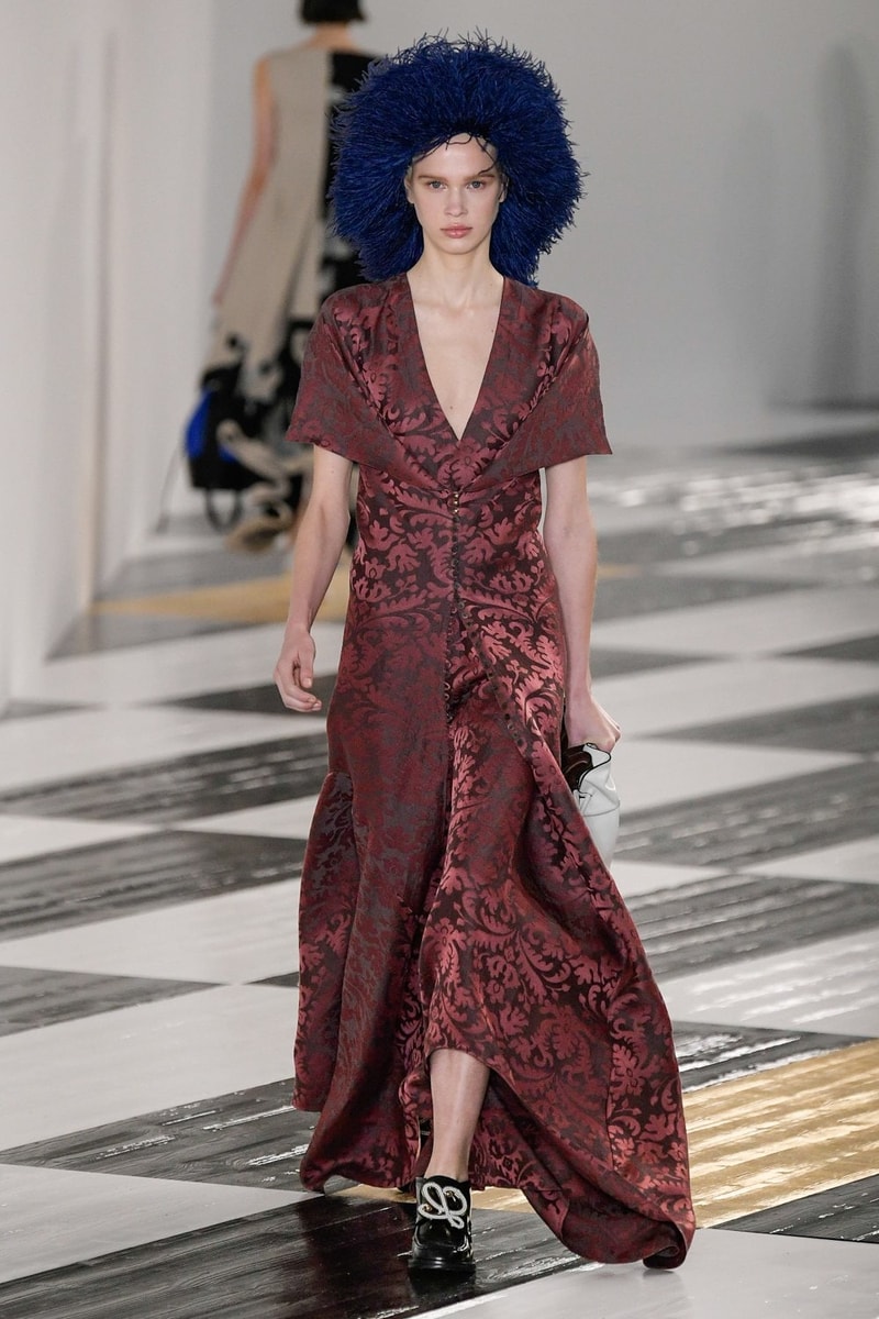 Loewe Fall/Winter 2020 Collection Runway PFW Show Jonathan Anderson Paris Fashion Week 