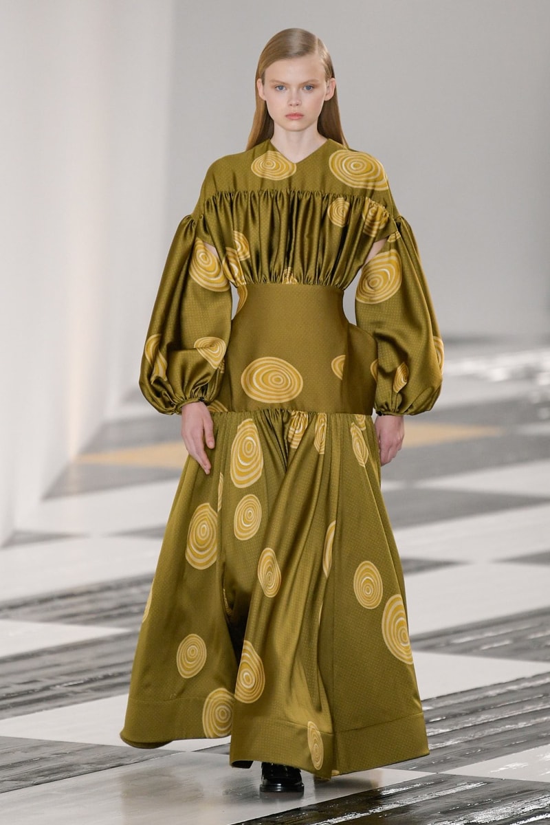 Loewe Fall/Winter 2020 Collection Runway PFW Show Jonathan Anderson Paris Fashion Week 