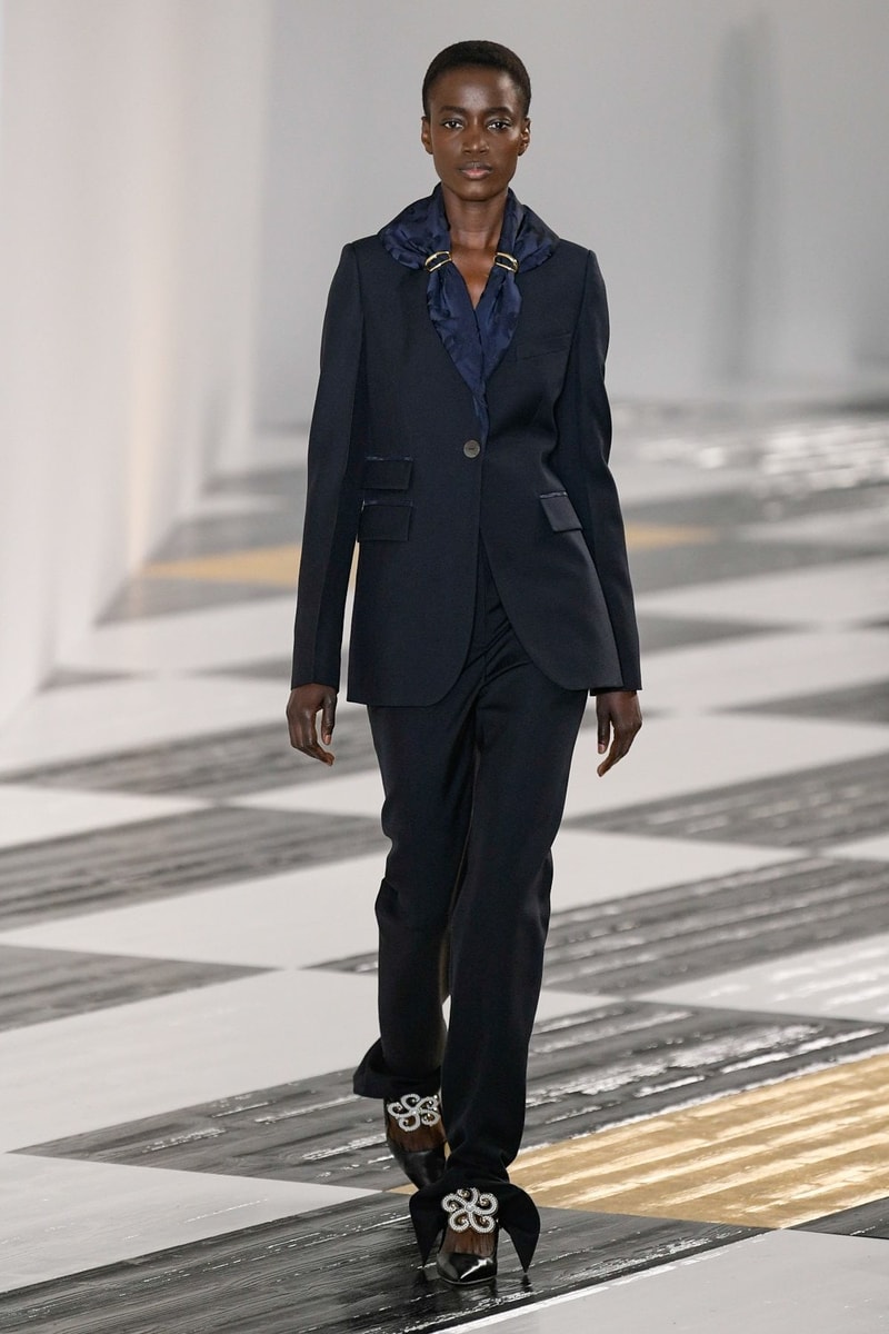 Loewe Fall/Winter 2020 Collection Runway PFW Show Jonathan Anderson Paris Fashion Week 