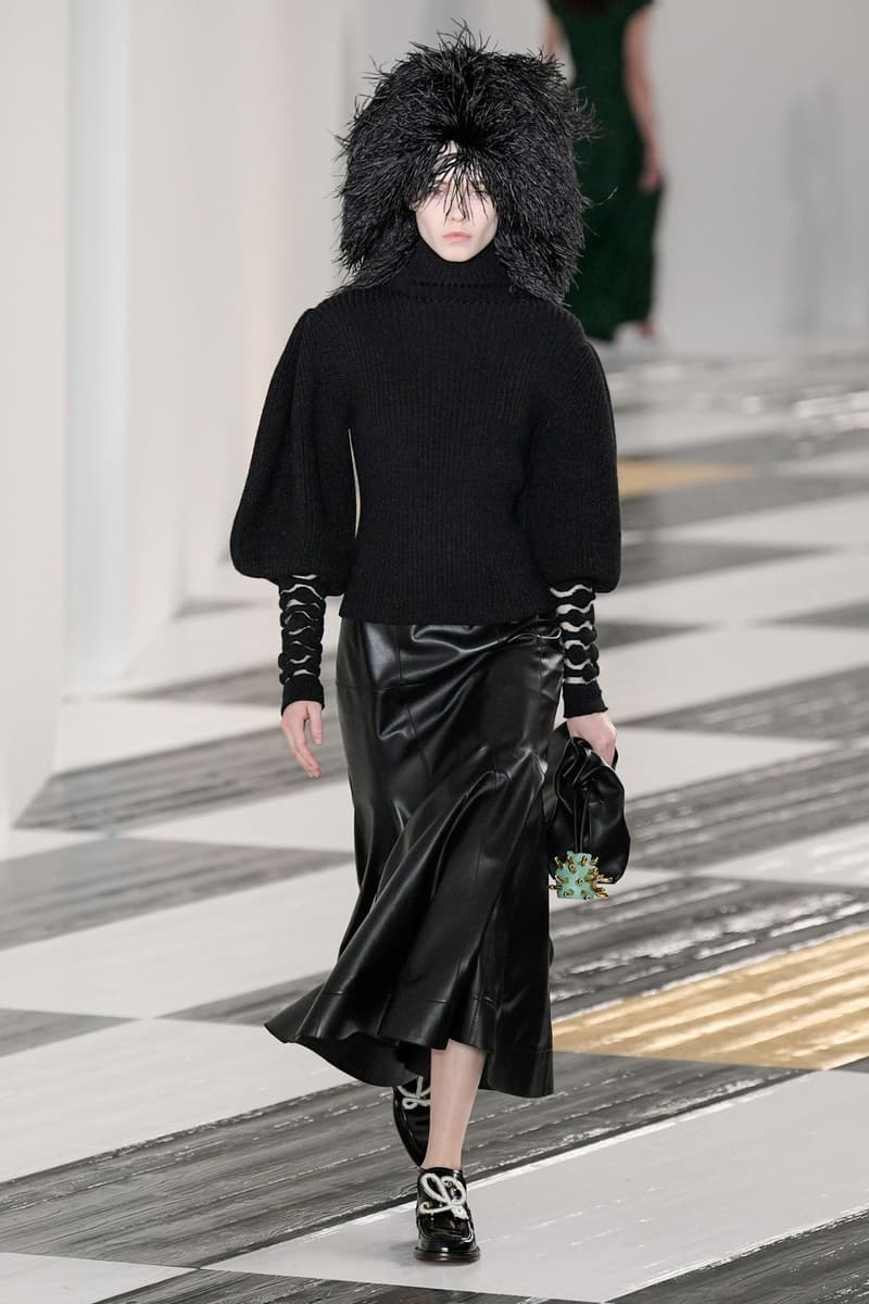 Loewe Fall/Winter 2020 Collection Runway PFW Show Jonathan Anderson Paris Fashion Week 