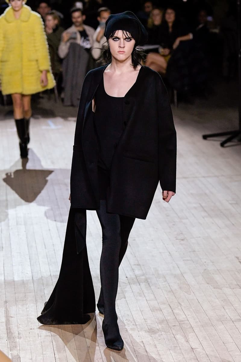 marc jacobs new york fashion week nyfw fall winter collection kaia gerber miley cyrus