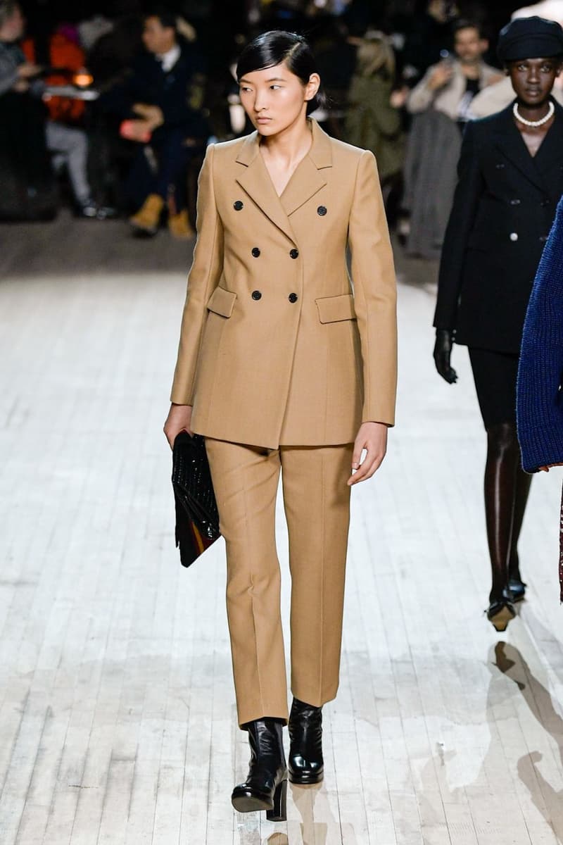 marc jacobs new york fashion week nyfw fall winter collection kaia gerber miley cyrus