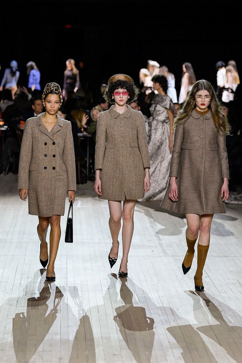 marc jacobs new york fashion week nyfw fall winter collection kaia gerber miley cyrus
