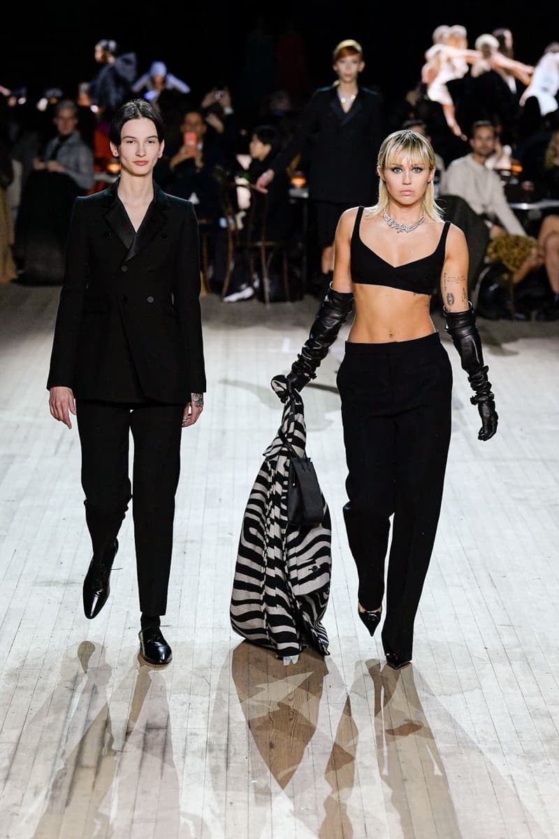 marc jacobs new york fashion week nyfw fall winter collection kaia gerber miley cyrus