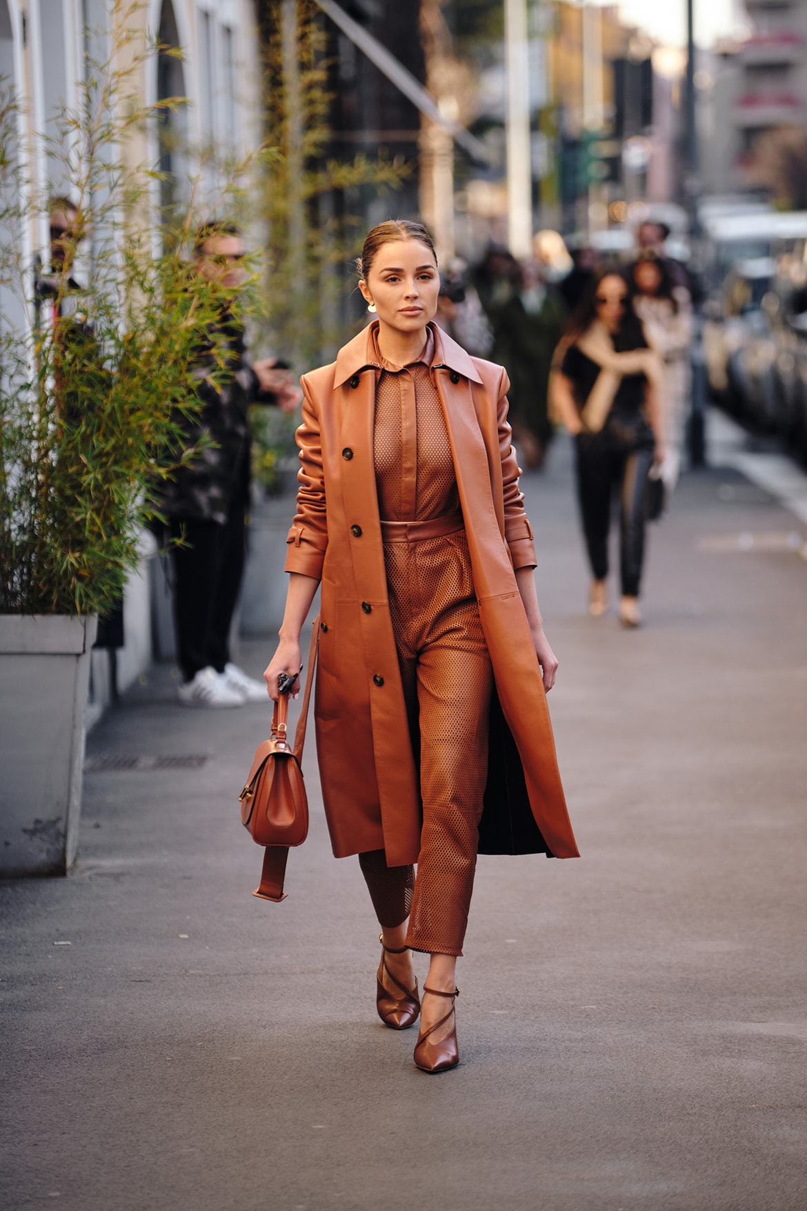 Street Style Trends At Milan Fashion Week Fw Hypebae